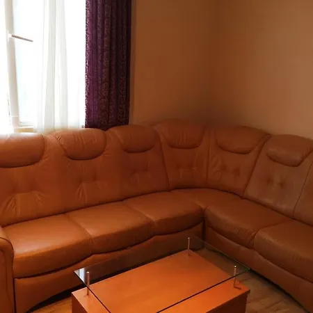 Holiday House Апартаменты