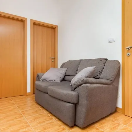 Апартаменты Holiday House