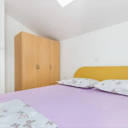 Апартаменты Holiday House