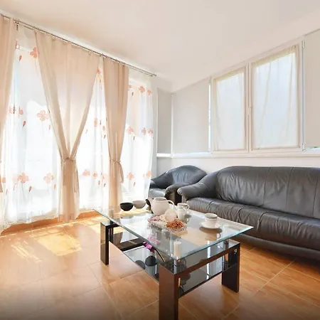 Апартаменты Holiday House Сплит